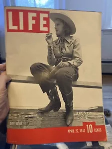 Life Magazine April 22 1940 - Foto 1 di 1