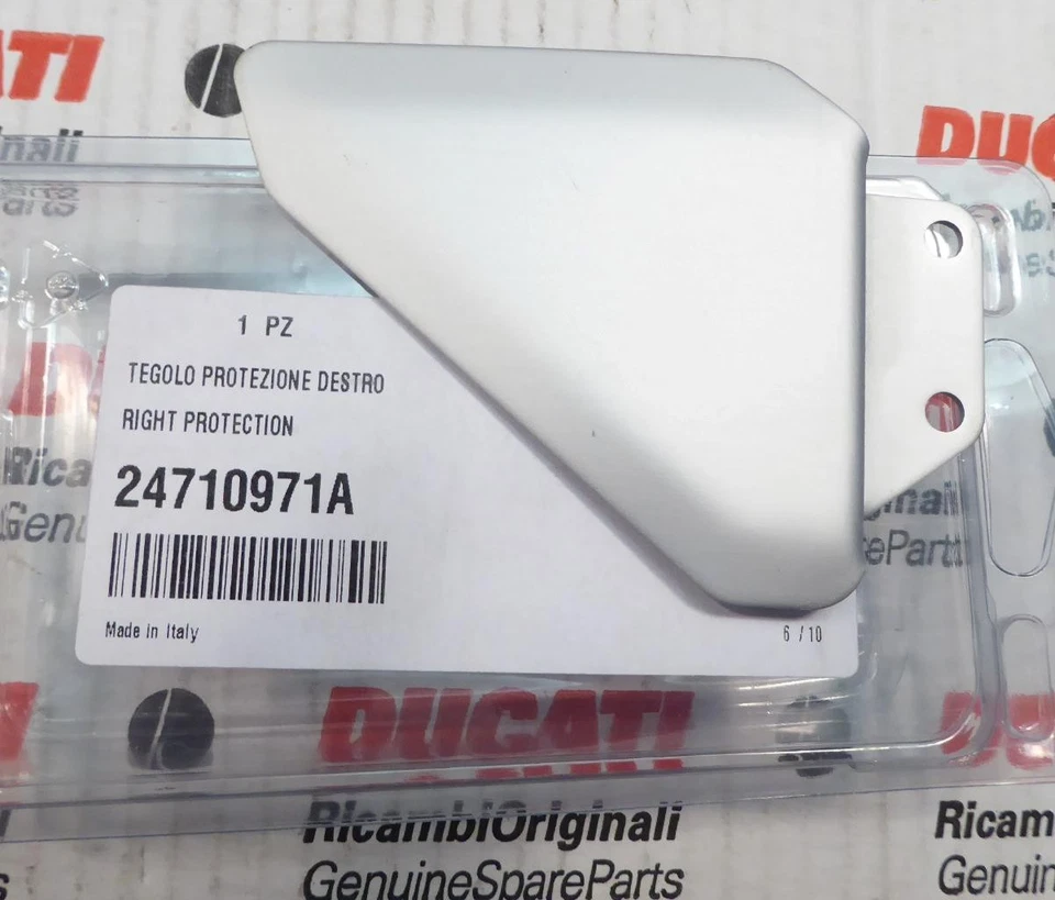 1994-2004 Ducati 748 916 998 RH rear foot peg heel guard protection 24710971A -N — 第 1/1 张图片