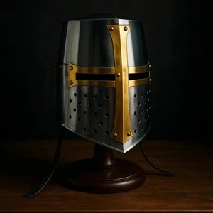 Cruzado Gran Casco Caballero Templario Medieval Casco con Soporte Cruz de Latón LARP - Imagen 1 de 3