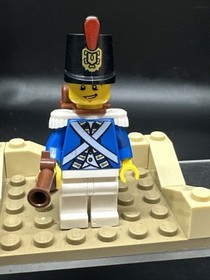 LEGO Bluecoat Soldier 3  Minifigure pi154 70412 Soldiers Fort Pirates III