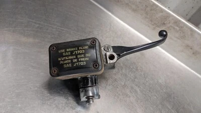 CILINDRO MAESTRO FRENO DELANTERO HONDA CB750KZ CB 750 K Z DOHC RC01 PROYECTO Foto 1 de 4