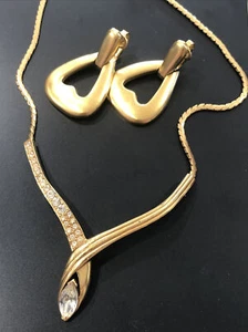 Vintage Trifari goldfarbene & Strass Halskette & Herz Ohrclips - Bild 1 von 9
