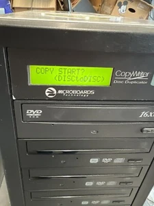 Microboards Technology DVD/CD Duplicator Model LS DVD PRM-pro-716 read - Afbeelding 1 van 8