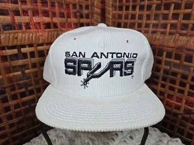 Винтажная редкая белая вельветовая бейсболка 80-х San Antonio Spurs - Изображение 1 из 4