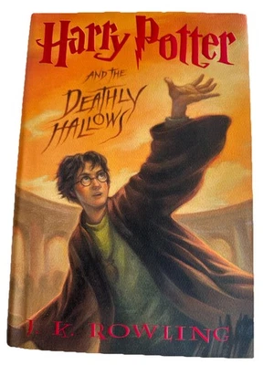Harry Potter And The Deathly Hallows 1st Edition 2007 RARE ERROR 759 Pages - Image 1 of 4