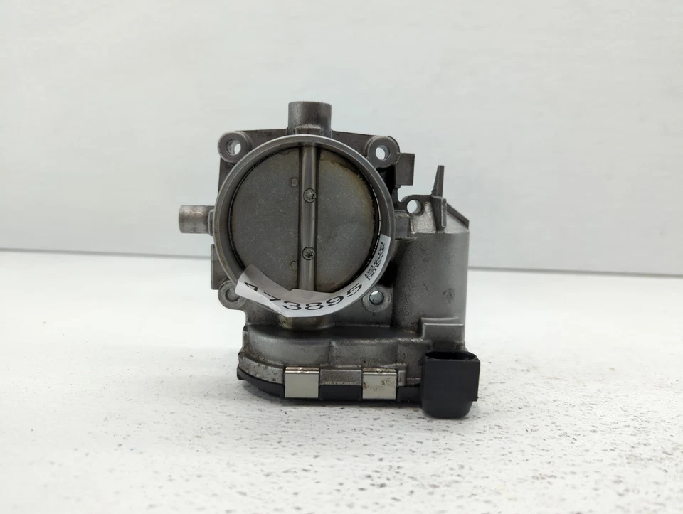 Mercedes-Benz C230 2006-2009 carrocería del acelerador QAPRN Foto 1 de 4