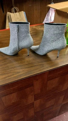 Botines Balenciaga Plata Brillo Talla 41 EE. UU. 10 Hechos en Italia Para Mujer Foto 1 de 4