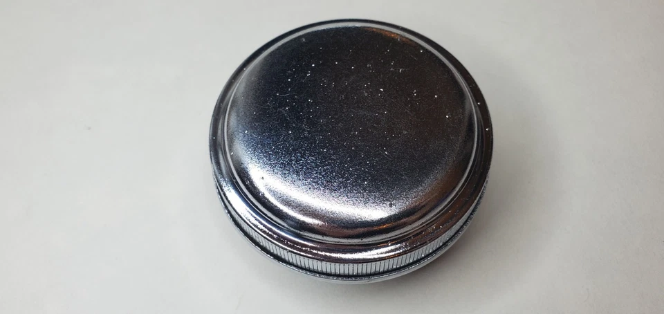 Tapa de aceite cromada vintage para Datsun serie L, serie A, etc. B210 510 240z Foto 1 de 2