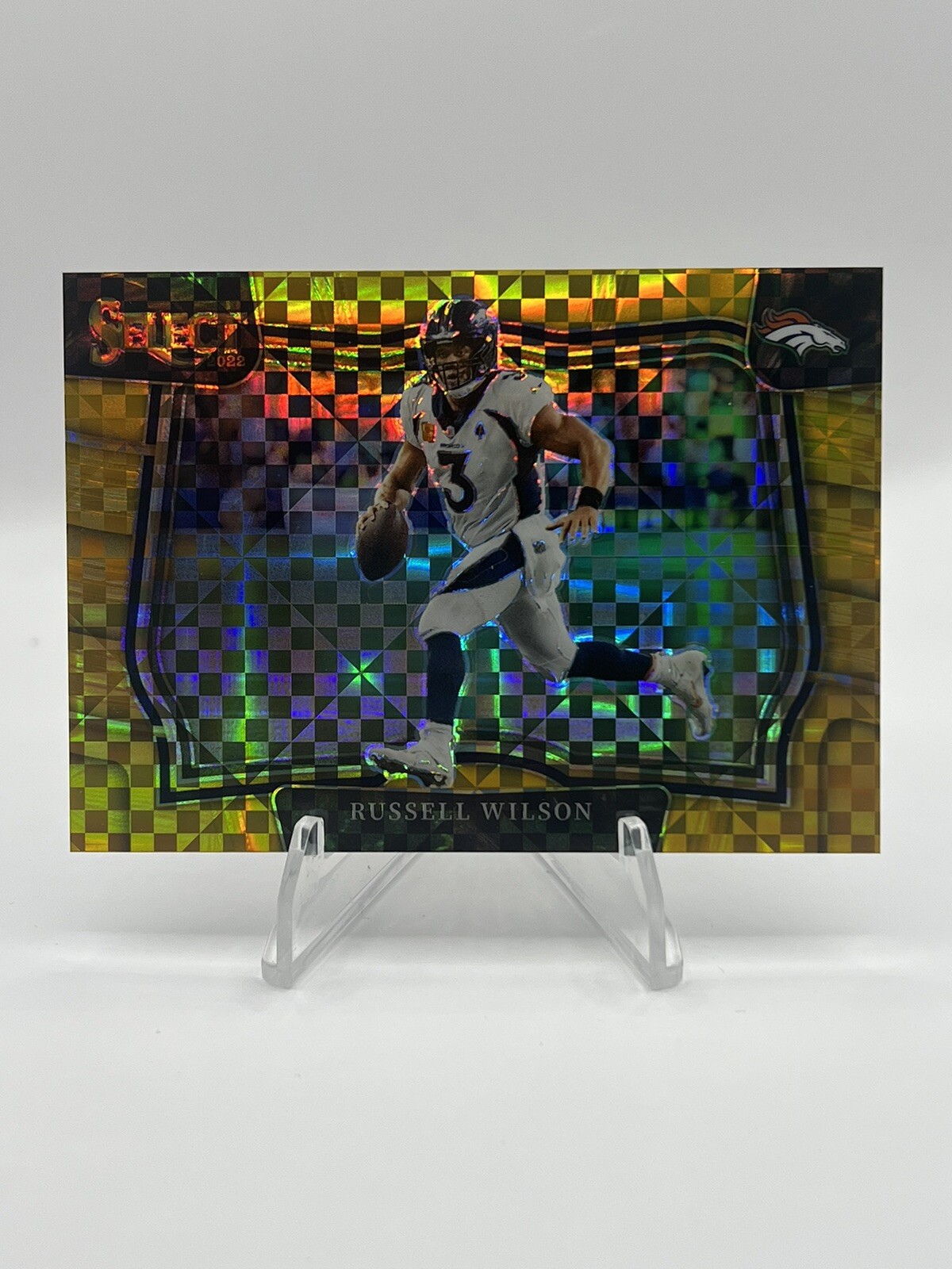 2022 Panini Select RUSSELL WILSON Gold Prizm 05/10 SSP Field Level Broncos