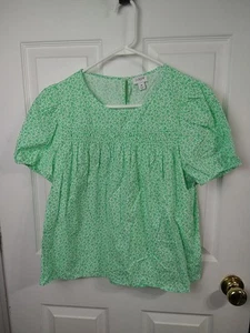 J. Crew Woman M Blouse Green White Keyhole S/S Floral Prairie Cottage... - Picture 1 of 7