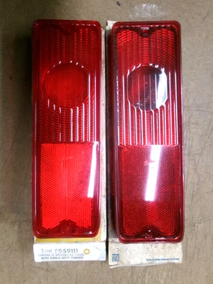 Nuevo de Lote Antiguo 1967 1972 Chevrolet Pickup Truck LENTES DE LUZ TRASERA (2) OEM ORIGINAL GM Foto 1 de 4
