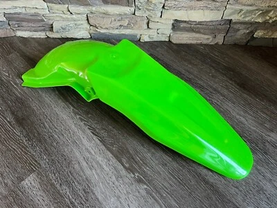 Guardabarros trasero Kawasaki KX450F y KX250F 2006 2007 2008 motocross de UFO KA03766-026 Foto 1 de 4