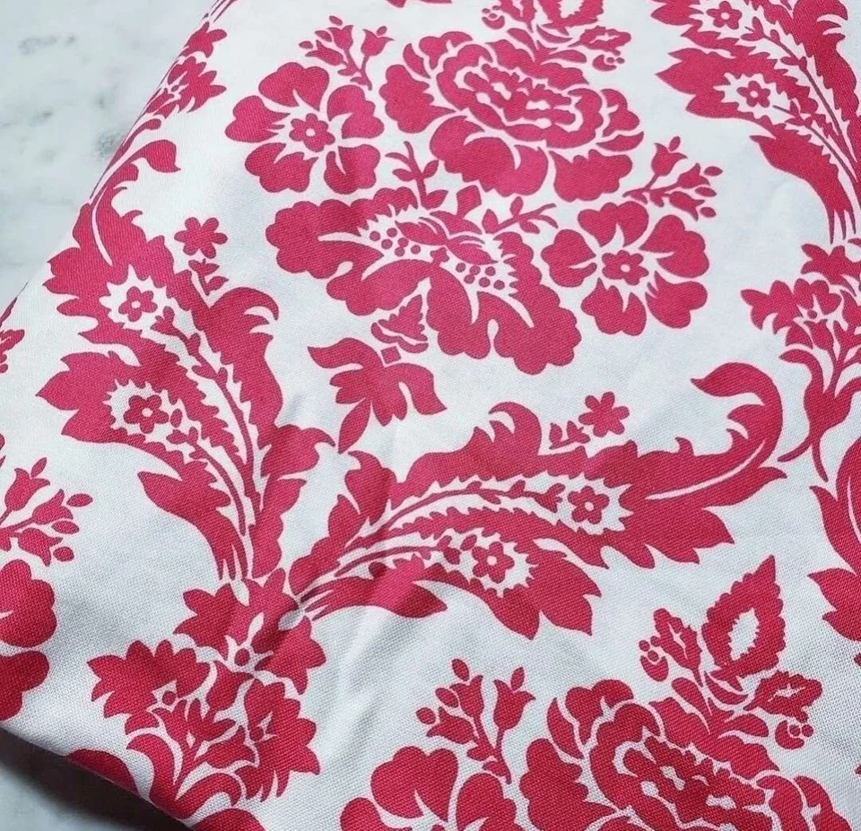 Tanya Whelan Fabric Darla Grand Revival Hot Pink Damask Shabby Chic FAT QUARTER - Image 1 of 1