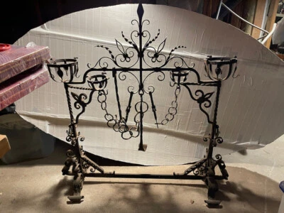 Антикварный цельный кулинарный андирон - Изображение 1 из 4