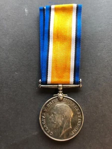 WWl silver war medal. Northumberland fusiliers - Picture 1 of 2