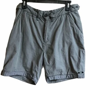 Oakley Golf Shorts Men 32"W 100% Cotton Small Checkered Loose Fit - Picture 1 of 6