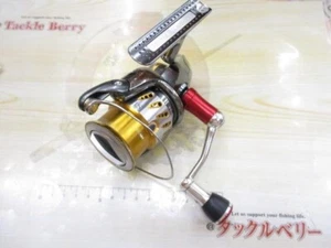 Carrete giratorio Shimano 07 STELLA 2500S mango personalizado solo usado - Imagen 1 de 7