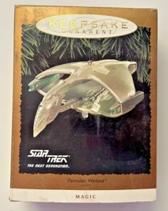 Hallmark Keepsake Star Trek TNG Romulan Warbird Ornamento Nave Estelar Capitán de Ciencia Ficción - Imagen 1 de 4