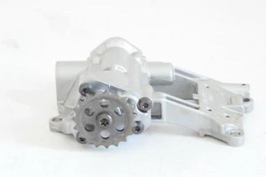 OIL PUMP - Picture 1 of 6