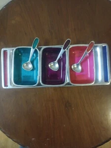 Recycled Aluminium Square Dips & Nibbles Tray Set in Vibrant Colours - Bild 1 von 5