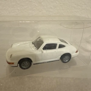 Wiking HO 1/87 Porsche 911 Carrera 4 MPN 16414 - Imagen 1 de 5