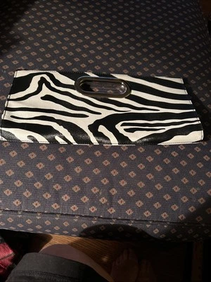 Bolso clutch estampado animal sin marca gran forma Foto 1 de 4