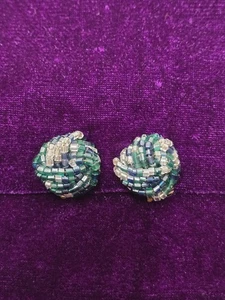 Vintage Blue Beaded Cluster Clip-on Earrings W/ Gold Tone Hardware  - Picture 1 of 4