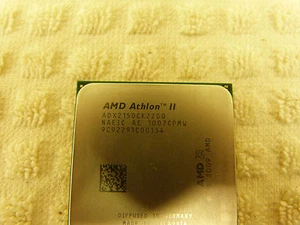 AMD Athlon 2 ADX2150CK22GQ - 2.7ghz Processor - Used - Working - Picture 1 of 1