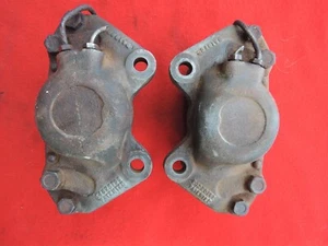 ALFA ROMEO 2600 SPRINT & SPIDER PAR DE NÚCLEOS DE PINZAS DE FRENO DELANTERAS USADAS para reconstruir - Imagen 1 de 20
