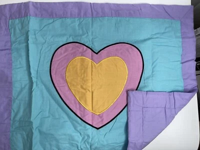 NUEVO Crayola Hearts Almohada Estándar Falsa 20x26 Multicolor/Púrpura NUEVO Foto 1 de 4