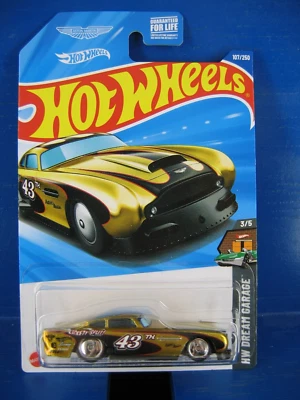 Hot Wheels Aston-Martin DB4GT 2025 Super Treasure Hunt se envía en Kar Keeper Foto 1 de 3