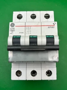 GE 674293 EP103 C10 10A 3-Phasen MCB - Bild 1 von 4