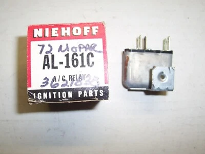 Relé de motor soplador NORS - 1972 Chrysler, Dodge. Plymouth - Chrysler 3621838  Foto 1 de 2