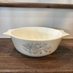 Vintage Pyrex Blue Iris Bowl England - Picture 1 of 5