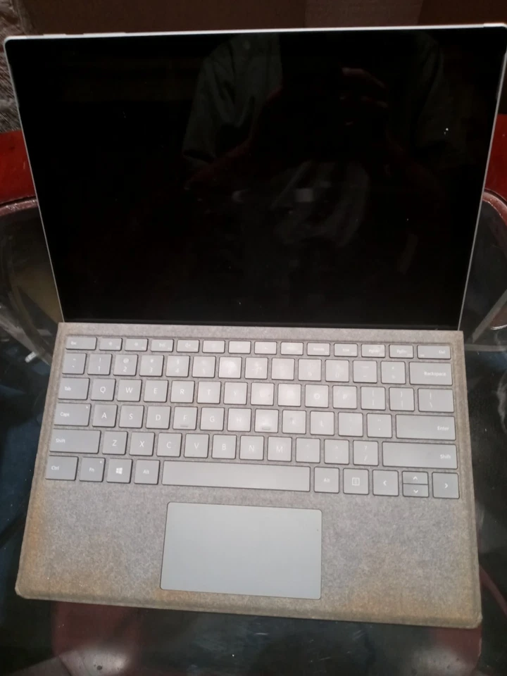 Microsoft Surface Pro M3 1796 Foto 1 de 4