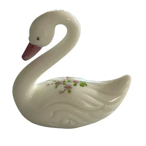 Vintage Fenton Milk Glass Swan Figurine Violets In The Snow Signed - Picture 1 of 10