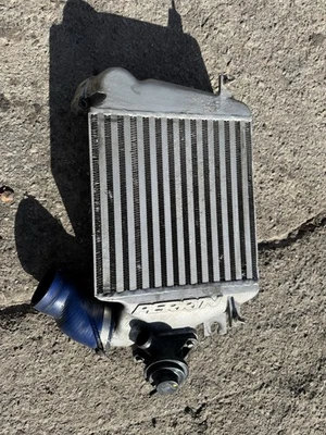 PERRIN TOP MOUNT INTERCOOLER 2005-09 Subaru Legacy GT, 2005-09 Subaru Outback XT - Image 1 of 2