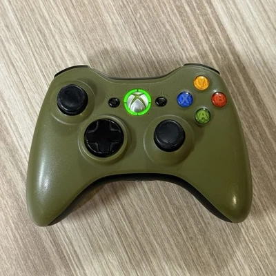CONTROLLER MICROSOFT XBOX 360 HALO 3 VERDE *TESTATO E FUNZIONANTE* - Immagine 1 di 4