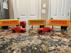 Vtg Tyco Piggy Back Trailer Lot Union Pacific Truck Freight Services Lot Car - Picture 1 of 12