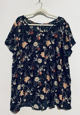 Torrid Top Womens 3X Black Floral Georgette Pleated Back Short Sleeve Flirty - Image 1 of 4