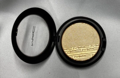 MAC Extra Dimension Skinfinish Highlighter- Oh, Darling - Full Size NIB - Image 1 of 4