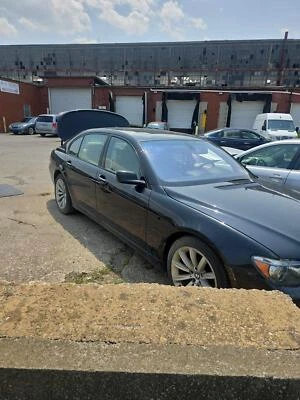 06-08 BMW 750I PASAJERO puerta trasera cristal/ventana derecha 4,8L SOLO VIDRIO Foto 1 de 4