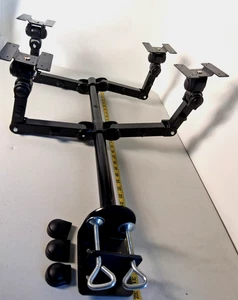 Robuste Quad Monitor Tischhalterungen für Kommandozentrale Steuerung - Bild 1 von 18