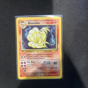 Juego de Cartas Coleccionables Pokémon Ninetales Conjunto Base Holo Ilimitado Raro 1999 DE COLECCIÓN - Imagen 1 de 7