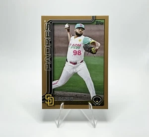 2025 Topps Serie 2 - Randy Vásquez Gold Border/2025 San Diego Padres #456 - Imagen 1 de 2