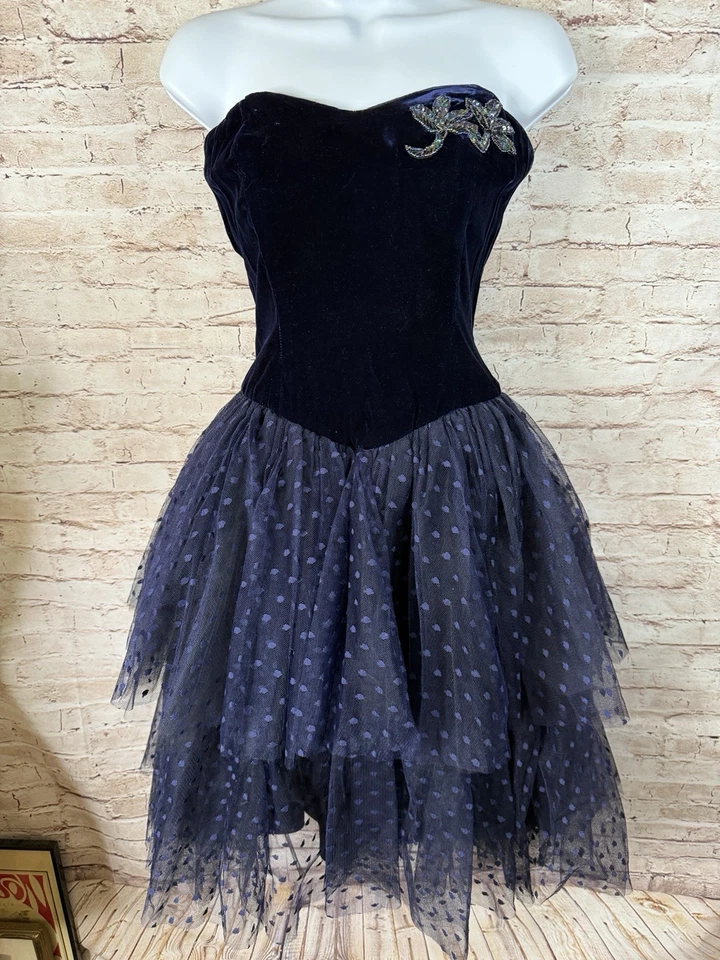 Vintage 1950s Cocktail Dress Pinup Rockabilly Navy Blue Velvet Tiered Mad Men XS - Image 1 of 4