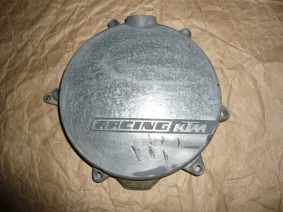 77030026300R couvercle d'embrayage d'origine KTM 250 SXF EXCF  - Photo 1/4