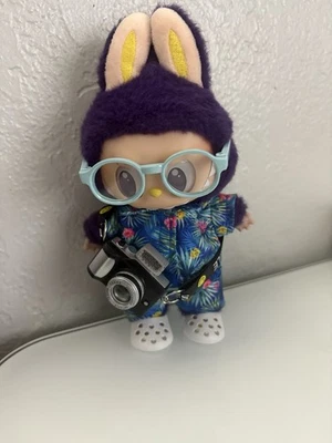 (No Dolls) Tourist Hawaiian Clothes w/ Camera & Shoes & Glasses 17cm Plush Doll - Image 1 of 2