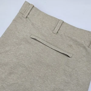 Tommy Bahama Golf Shorts Men's 48RG Khaki Flat Front Stretch Waist 7" Inseam - Picture 1 of 8