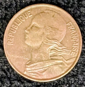 1964 10 CENTIMES France Coin #FR.10.1964 - Picture 1 of 2